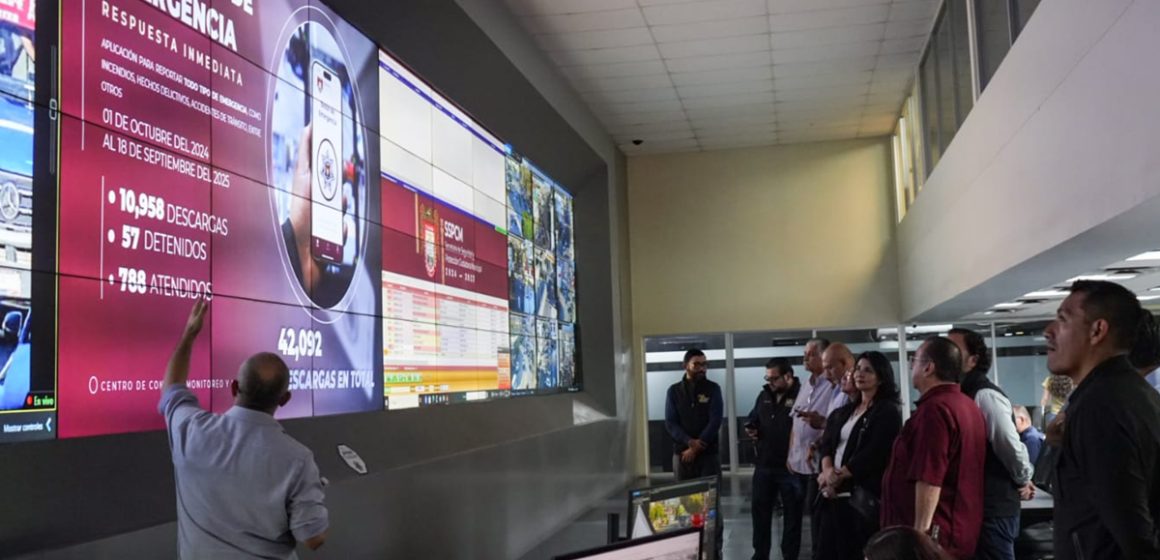 vcxd Empresarios de CANACO conocen el trabajo tecnológico de la Policía Municipal en Tijuana