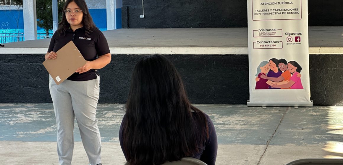 vxcd Madres de familia participan en charla sobre prevención del abuso infantil en Tecate