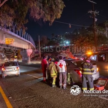 Choque múltiple en la Ready Lane deja una mujer lesionada