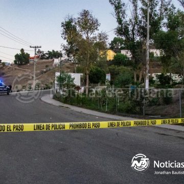 4 Localizan cuerpo sin vida encobijado en la colonia Terrazas de la Presa