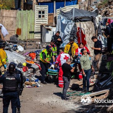 8 Paramédicos salvan la vida de tres personas con heridas de bala en la cabeza