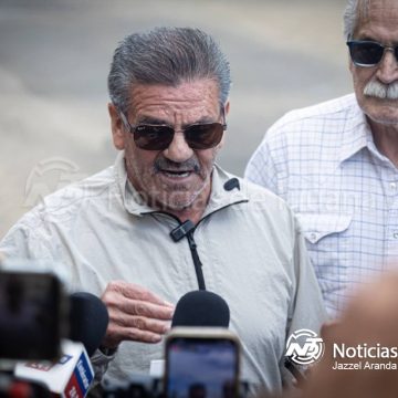 Empresario de Ensenada responsabiliza al semanario ZETA tras asesinato de su hijo 