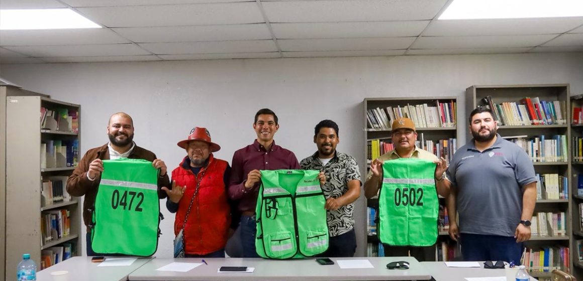 Román Cota respalda a comerciantes del cruce fronterizo con mayor seguridad y orden