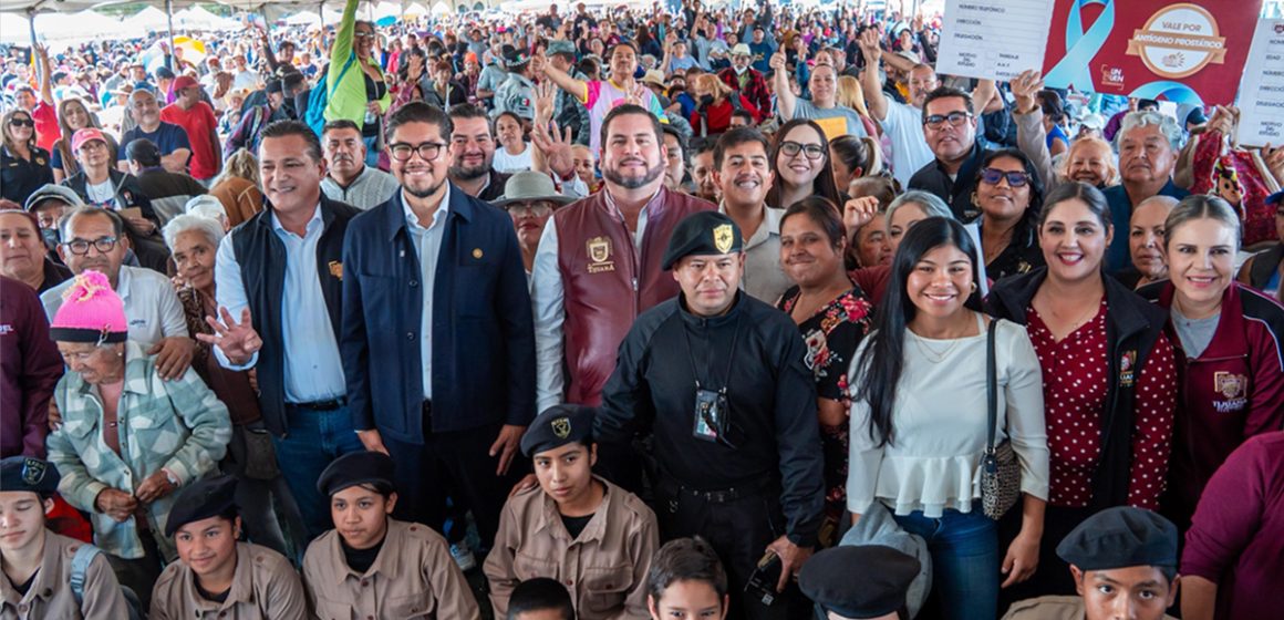 fghfg Atiende Ismael Burgueño a más de mil 700 residentes de la colonia Salvatierra con Macro Jornada de Bienestar