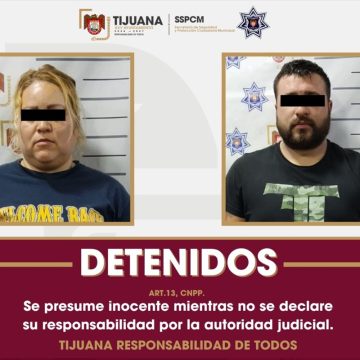 fhg Intentaban cruzar ilegalmente a un hombre hacia Estados Unidos; dos detenidos en Tijuana