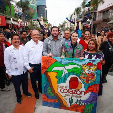 vc Inauguran nuevo andador peatonal en la Avenida Revolución en Tijuana
