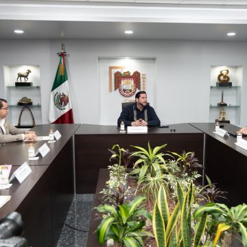 Fortalecen lazos entre Ayuntamiento y UABC para impulsar la formación profesional de estudiantes