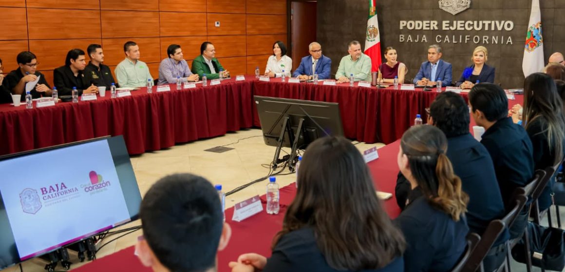zxcws Gobernadora Marina del Pilar escucha y atiende propuestas del consejo estudiantil de la UABC para mejorar su entorno