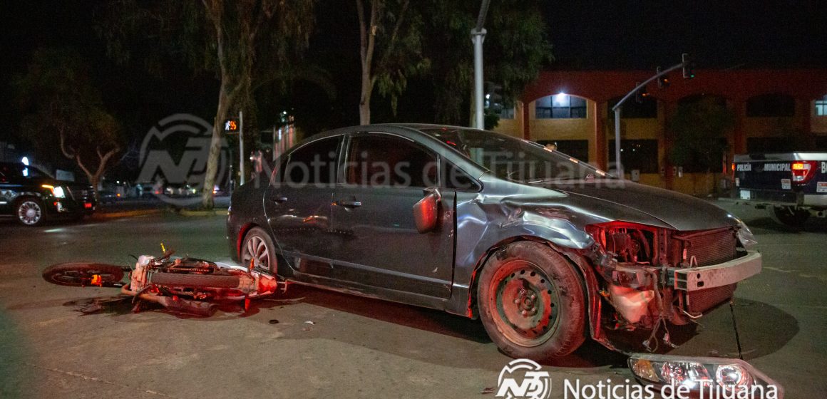 Motociclista lesionado tras choque en Zona Río