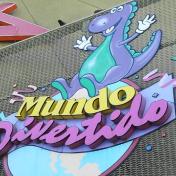 Empleados de Mundo Divertido denuncian cierre repentino y despidos injustificados