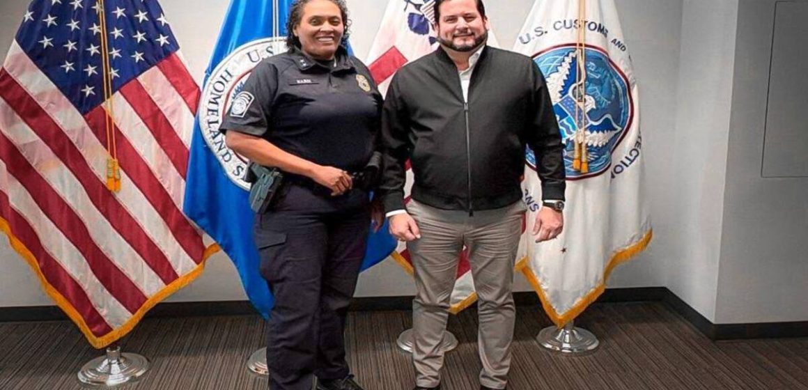 Burgueño sostiene reunión con CBP para definir apertura del nuevo carril Sentri en Tijuana