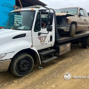 Fiscalía asegura dos vehículos robados en cateos