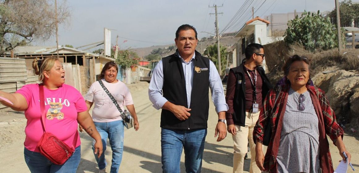 Arturo Aguirre recorre obras en La Presa para supervisar avances en infraestructura
