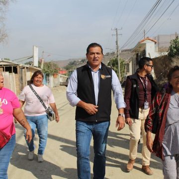 Arturo Aguirre recorre obras en La Presa para supervisar avances en infraestructura