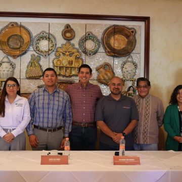 Román Cota presenta detalles de la Expo Universidad 2025 en Tecate