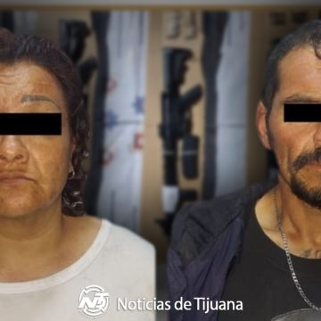 Detienen a pareja armada y decomisan cuatro fusiles en Real de los Valles