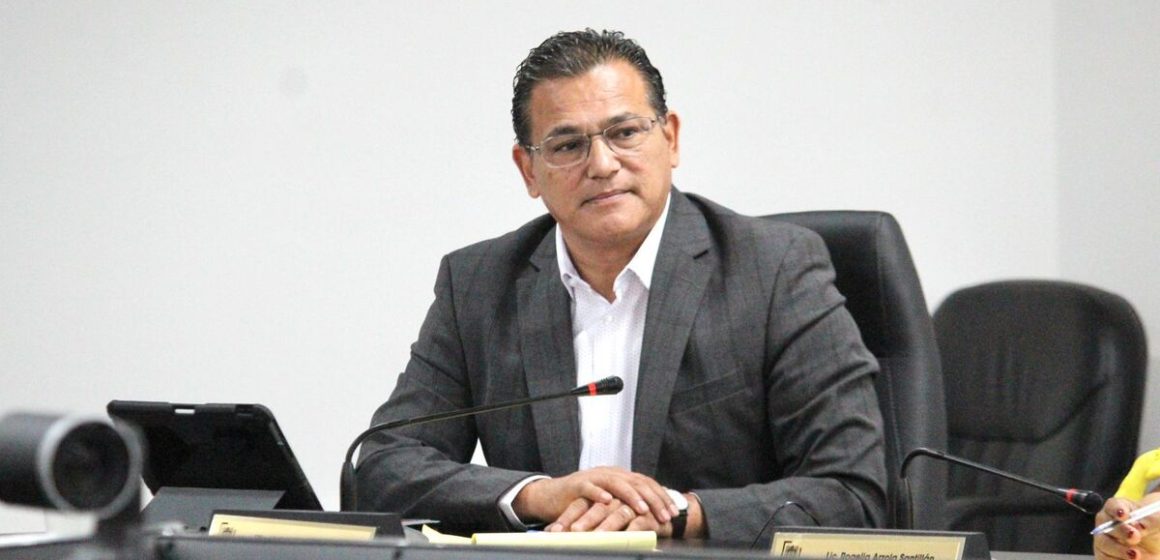 Regidor Arturo Aguirre resalta visión humanista en glosa del primer año de gobierno