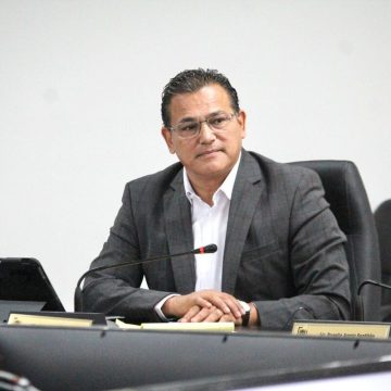 Regidor Arturo Aguirre resalta visión humanista en glosa del primer año de gobierno