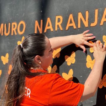 iiu IMMUJER instala Muro Naranja contra la violencia de género