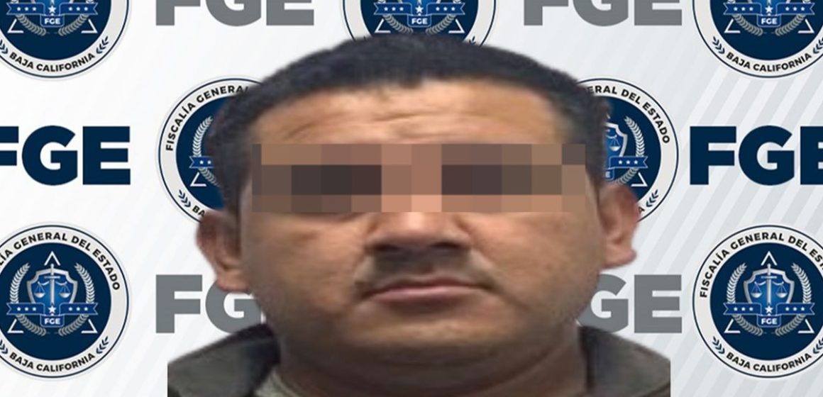 Detienen a presunto implicado en robo a supermercado en Tijuana