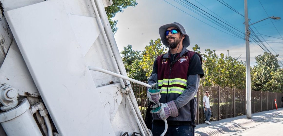 Fortalecen servicios públicos con nuevas rutas de recolección en Colinas de la Presa