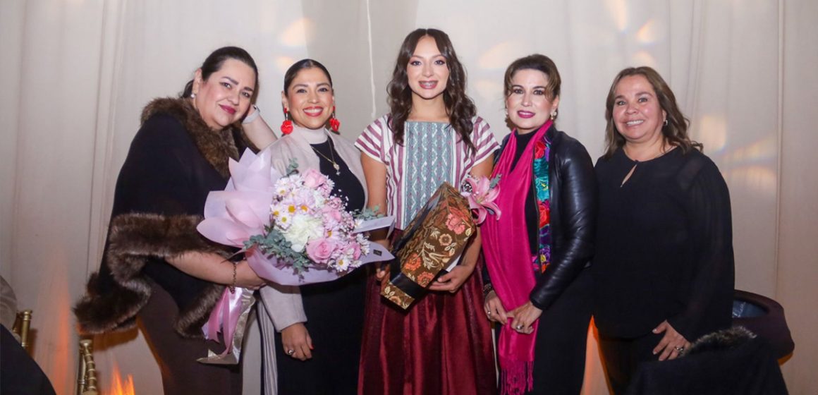 Alejandra Herrera rinde su primer informe al frente de DIF Tecate