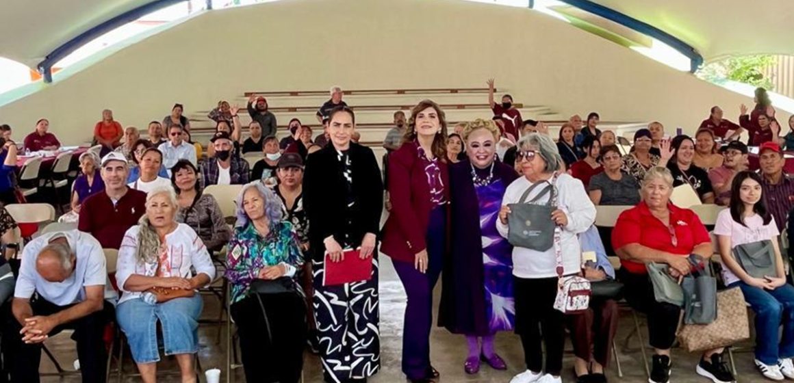 xzcxz DIF BC y Beneficencia Pública entregan 117 auxiliares auditivos para mejorar la calidad de vida