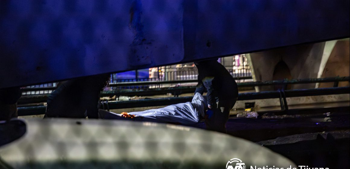 Ratas devoraban a mujer debajo de puente de 5y10 