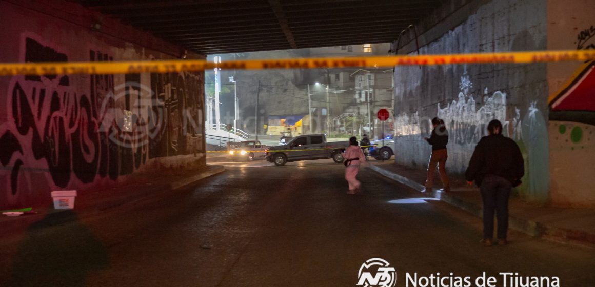 0O3A3644 Localizan cabeza humana dentro de una hielera en puente Villa