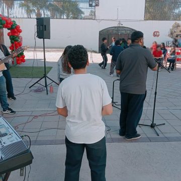 DIF Baja California realiza posada navideña en albergue temporal de Mexicali