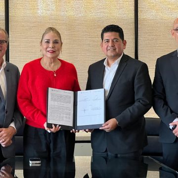 Firman Ayuntamiento de Tijuana y CDT convenio para impulsar la movilidad