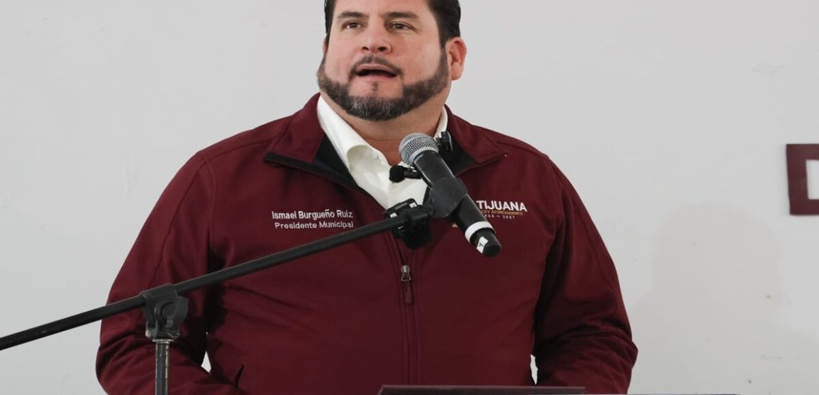 Burgueño refuerza vigilancia en escuelas para proteger a la niñez y juventud de Tijuana
