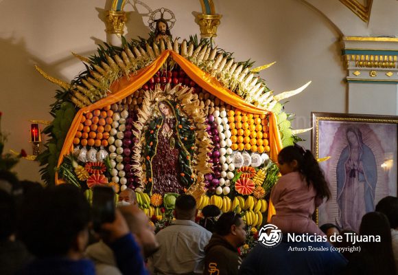 Celebran el Día de la Virgen de Guadalupe en la Catedral de Tijuana