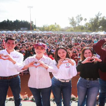 Marina del Pilar celebra la posada navideña en Tecate con apoyos para las familias