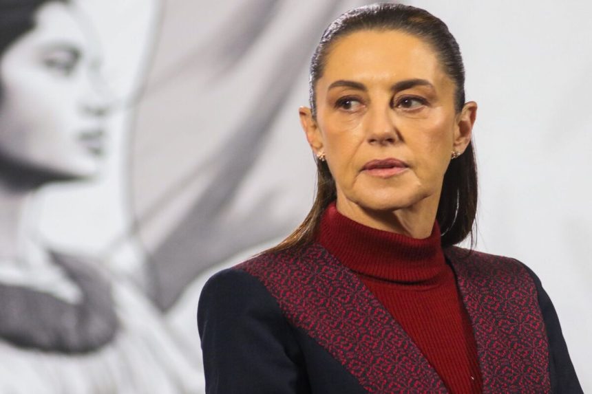 INE batea queja del PAN y descarta frenar mitin de Sheinbaum en el Zócalo