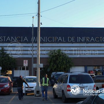 Hombre recibe balazo en el rostro a las afueras de la Estancia Municipal de Infractores