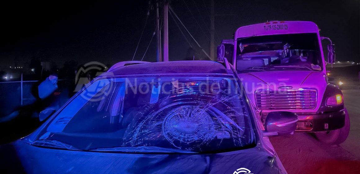 7 Indigente es atropellado y provoca choque múltiple en el bulevar 2000