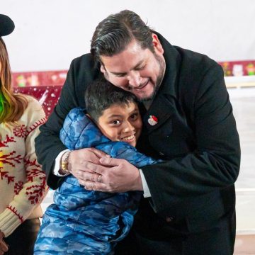 WhatsApp Image 2025-12-21 at 16.37.29 Gobierno de Tijuana invita a disfrutar pista de hielo gratuita en el Parque Morelos