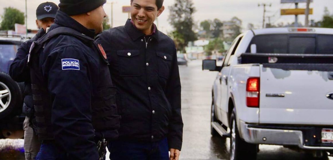 ddd Román Cota impulsa programa de luminarias para fortalecer la seguridad en Tecate