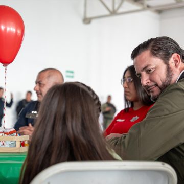 fdgdf Celebran posada navideña con hijas e hijos de policías caídos en cumplimiento de su deber