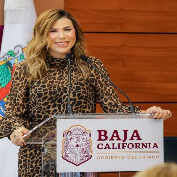 Marina del Pilar reafirma prioridad social con adultos mayores en la capital del Estado