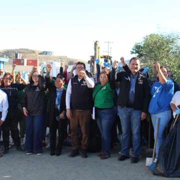 kgchg} Regidor Arturo Aguirre participa en jornada de limpieza para fortalecer el entorno urbano