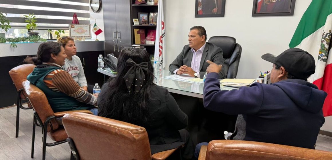 Atiende regidor Arturo Aguirre gestión para cubrir necesidades de la comunidad en el Florido