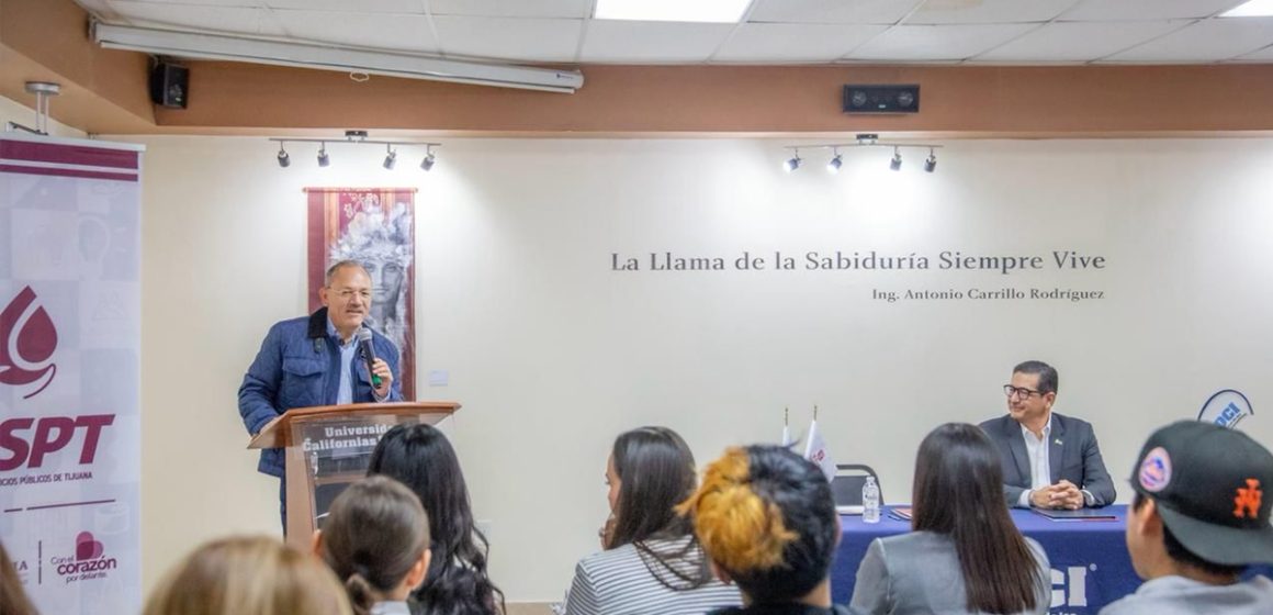 Firma CESPT convenio de colaboración con UDCI