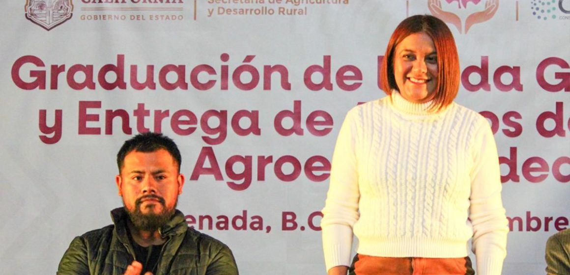 zcxzc Clausuran segunda generación del Centro Agroemprendedor en Ensenada