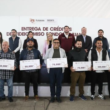 Entrega Ismael Burgueño más de 900 créditos del Fideicomiso ‘Fondos Tijuana’