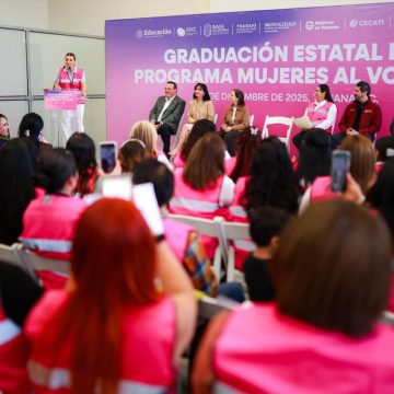 zxcxzx Más mujeres toman el volante en Baja California