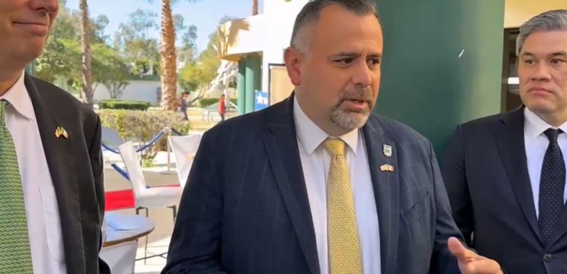 UABC y Consulado de EUA inauguran centro para apoyar estudios en Estados Unidos