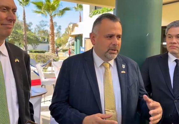 UABC y Consulado de EUA inauguran centro para apoyar estudios en Estados Unidos