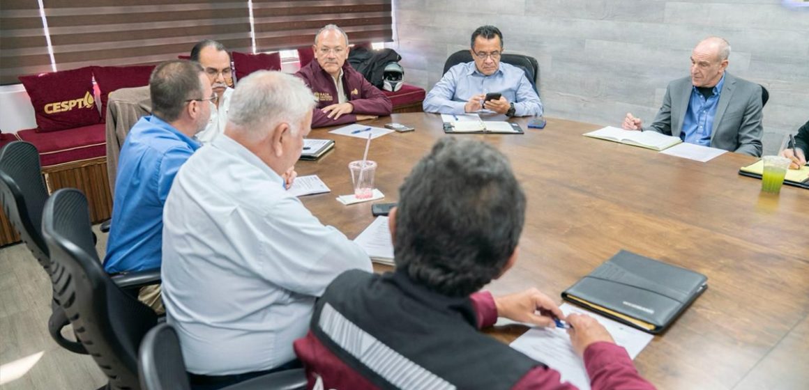 zxs Fortalecen coordinación binacional para mejora de obras de saneamiento